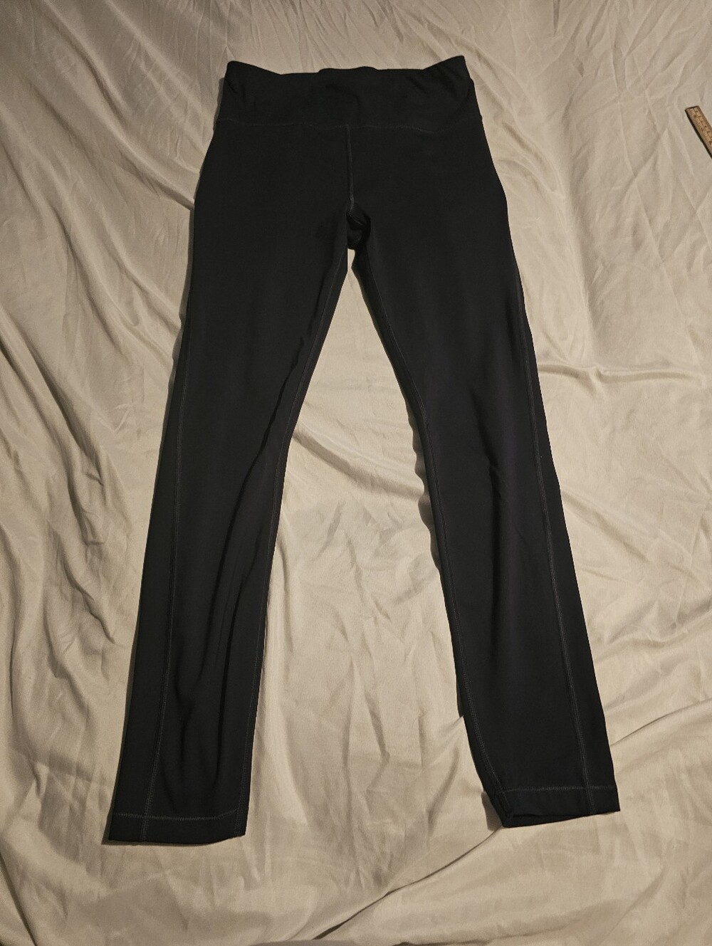 Athleta ST Elevate 7/8 Tight Leggings Navy Blue Skinny Blended Fabric Athletic